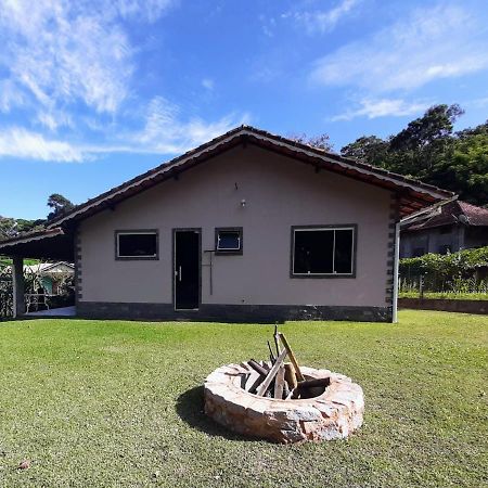 Casa Rosa Lumiar, Cachoeira Particular E Fazendinha Экстерьер фото